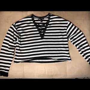 Long sleeve black and white striped crop top